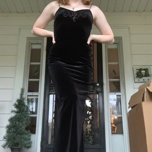 Vintage 90’s Black Velvet Prom Dress